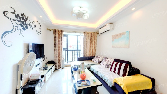 万科城二手房实景图