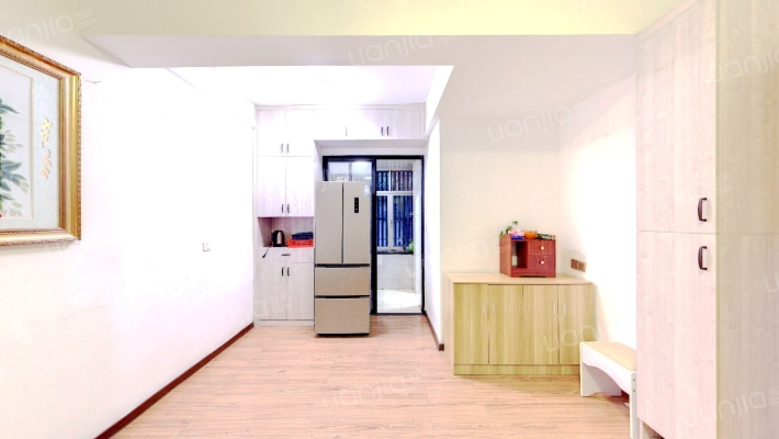 皮革厂宿舍二手房实景图