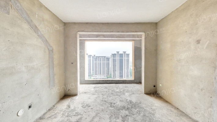 前进花园二手房实景图