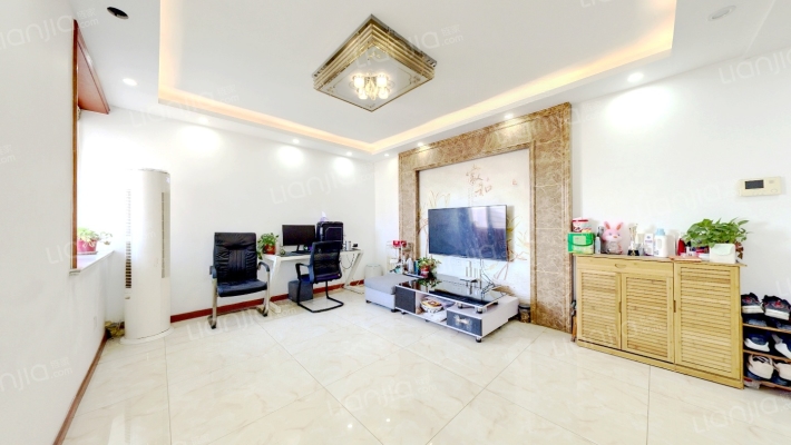 逸景湾二手房实景图