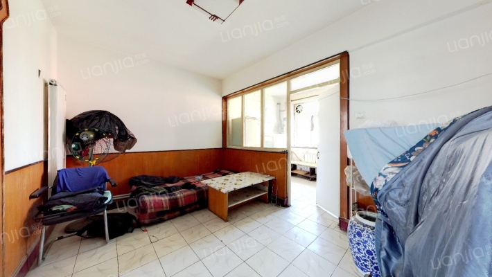 微波楼二手房实景图