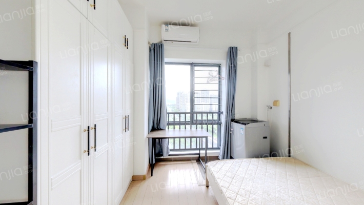 万科云城二手房实景图