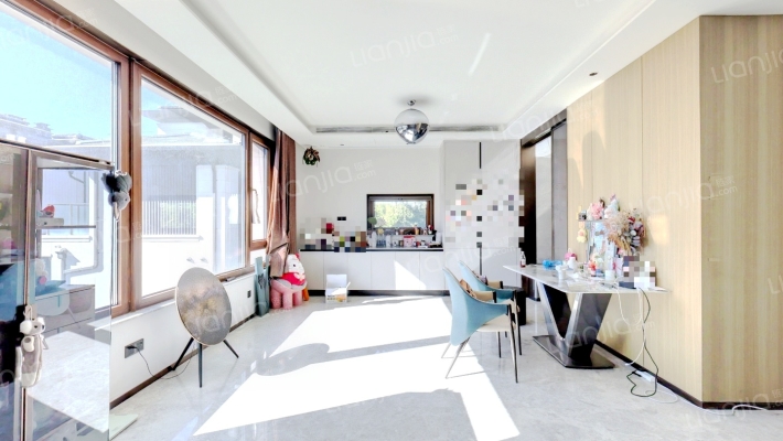 龙湖·云河玉陛二手房实景图