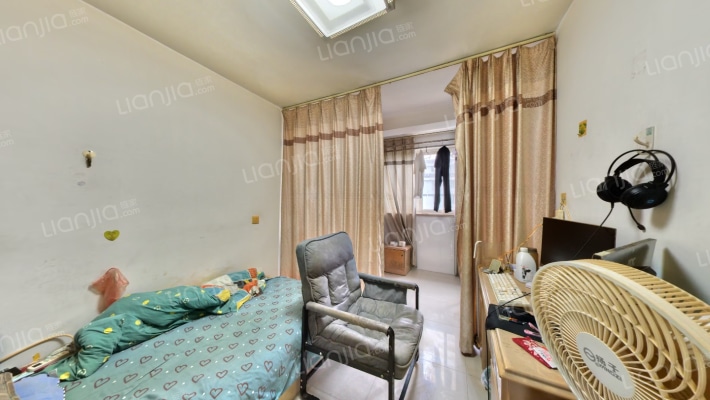 龙景花苑八区二手房实景图