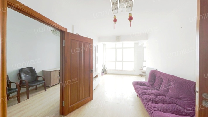 滨港水岸B区二手房实景图