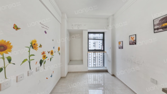 天鸿万象中心二手房实景图