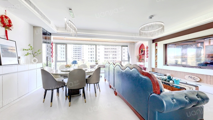 西发融信缦山兰庭一期二手房实景图