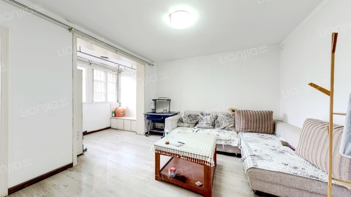 万国花园二手房实景图