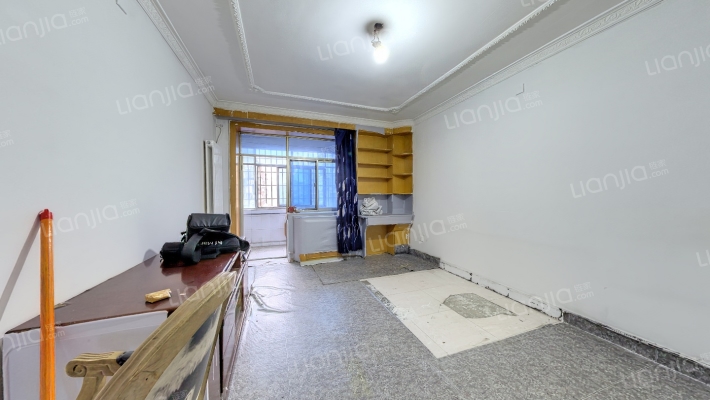 工行家属院二手房实景图