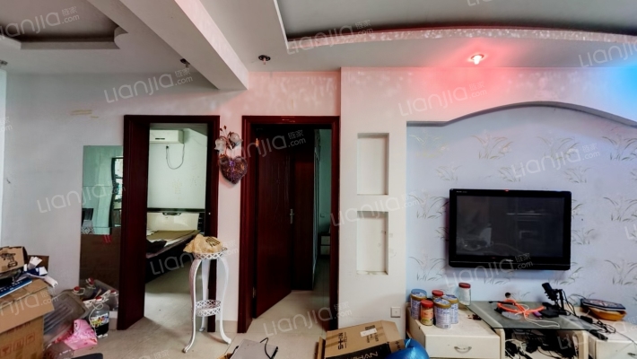 小南山钢窗厂二手房实景图