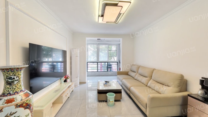 秀山花园二手房实景图