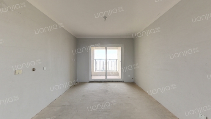 绿地瓦萨公馆二手房实景图