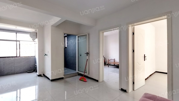 黄金桥小区二手房实景图