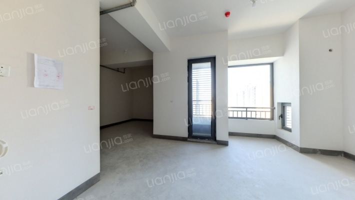 绿地未来中心二手房实景图