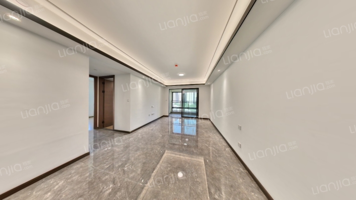 重庆天地翡翠湖山二手房实景图