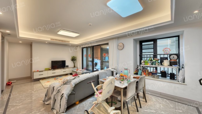 万科天空之城二手房实景图