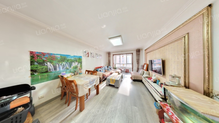 畔水庭苑二手房实景图