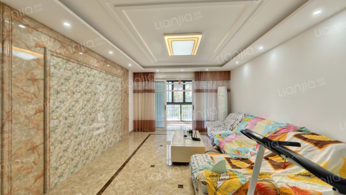 珍南佳苑二手房实景图