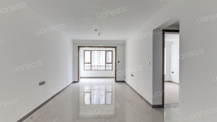 东麓森屿二手房实景图