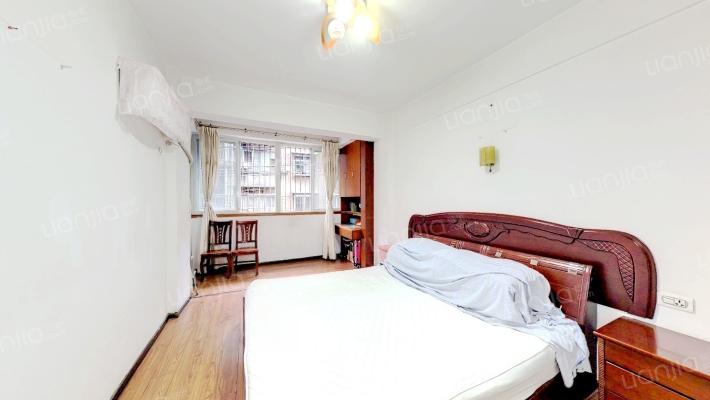 荣发小区二手房实景图