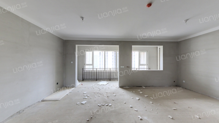 绿地智慧金融城C地块二手房实景图