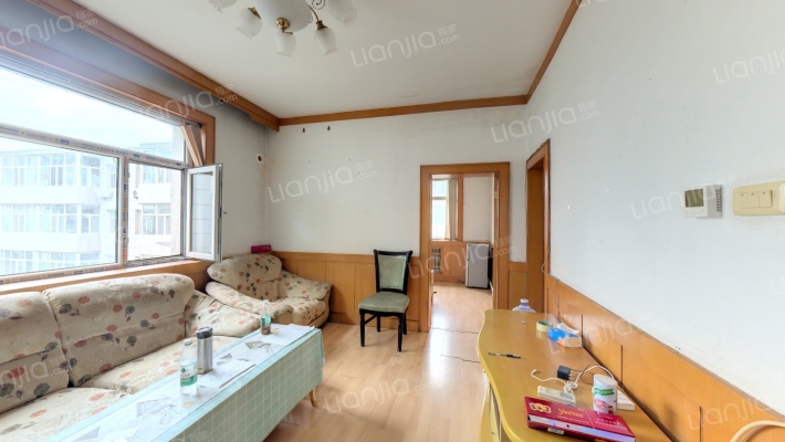 设备安装宿舍二手房实景图