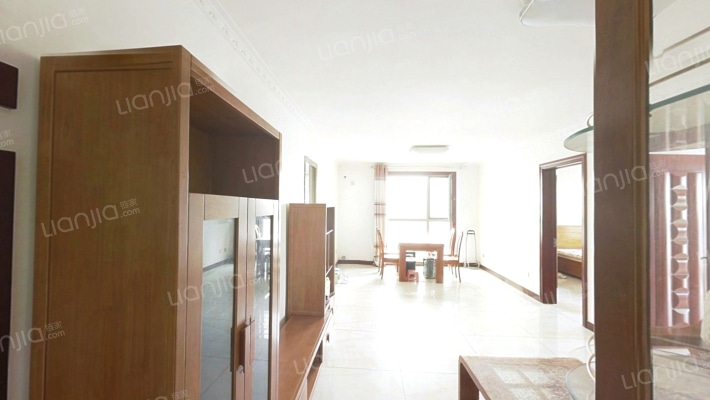 成熟社区，优质物业，好楼层，诚心出售-客厅