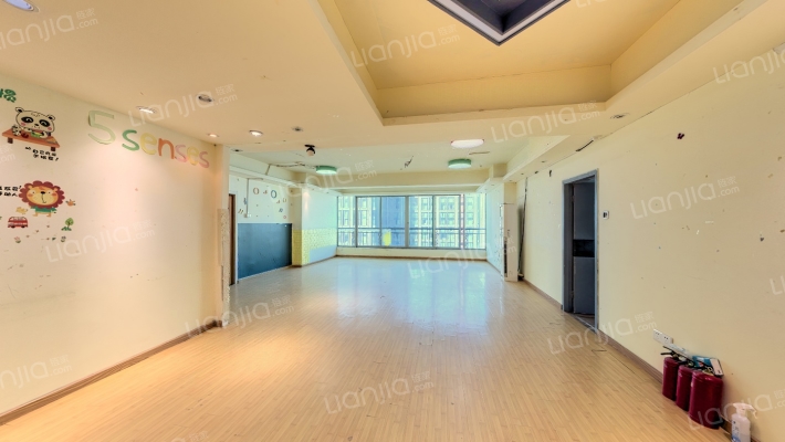 丽晶华庭二手房实景图