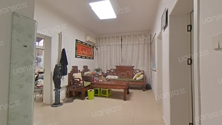 区政府楼二手房实景图