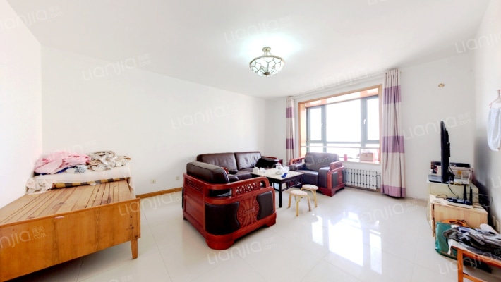 温哥华花园二手房实景图