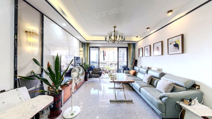 金叶华府二手房实景图