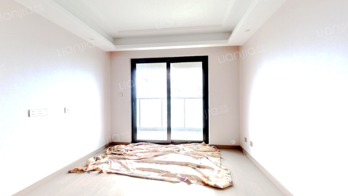 万科崇学雅苑二手房实景图