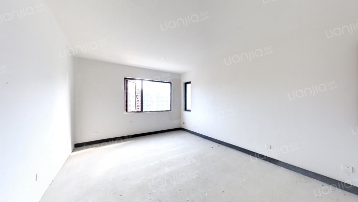 瑧鸿华庭二手房实景图