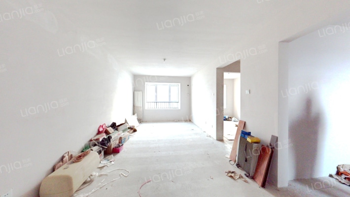 大运河孔雀城英国宫四期二手房实景图