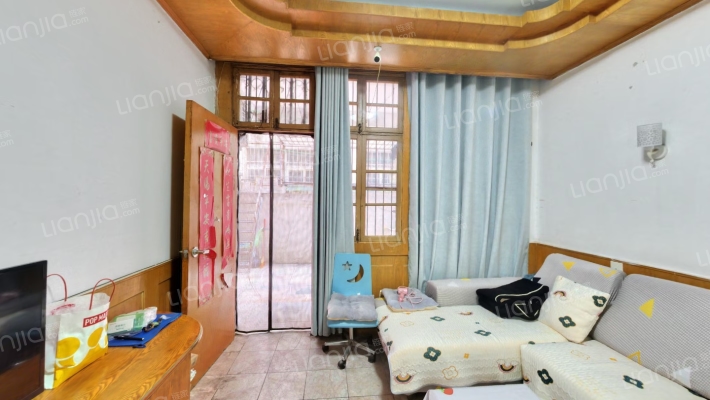 泉河小学家属院二手房实景图