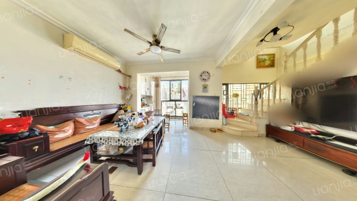 德沁苑二手房实景图