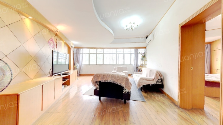 球场路50号二手房实景图