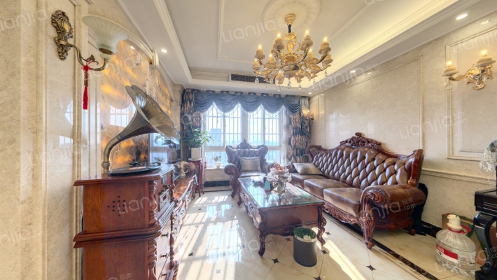 东方春城二手房实景图