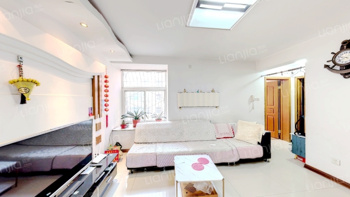 龙福嘉苑二手房实景图