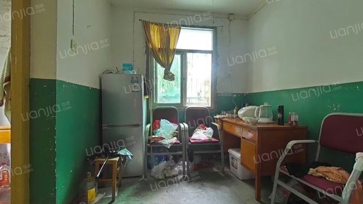 麻城铁路生活区二手房实景图