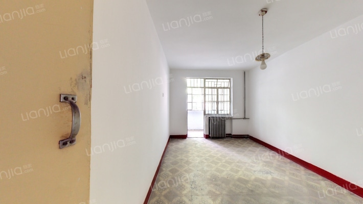 市卫生学校家属院二手房实景图