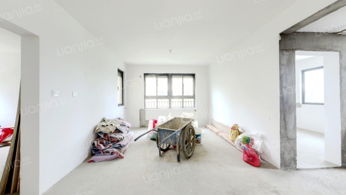 景和名苑二手房实景图