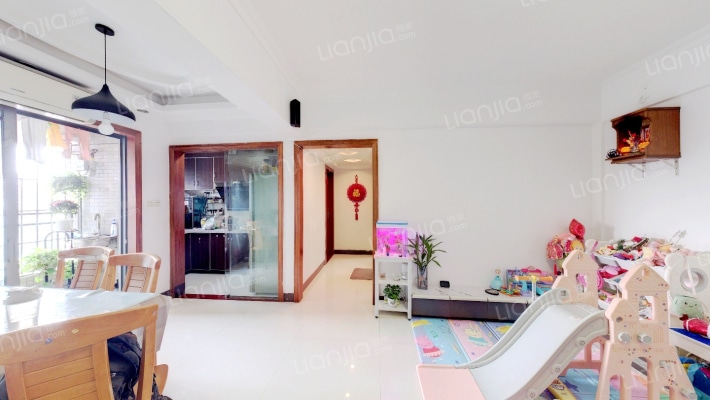 中强雅苑二手房实景图