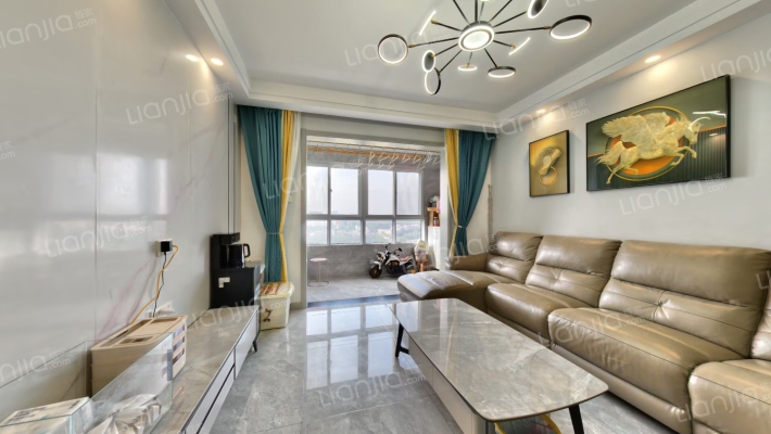 智慧新城三期二手房实景图