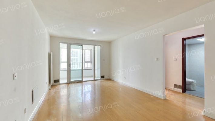 春风雅苑二手房实景图