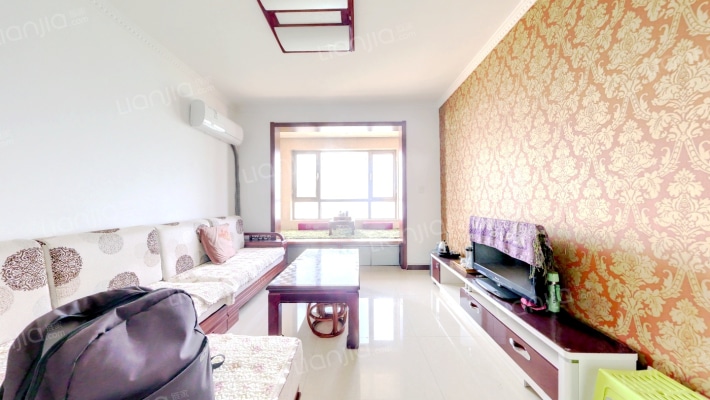 金域蓝湾B区二手房实景图