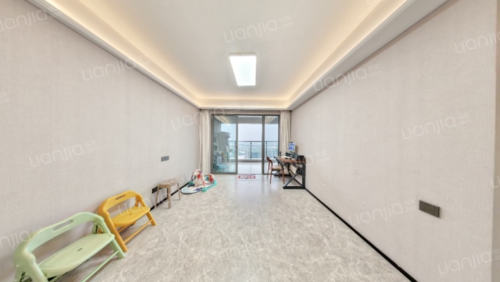 卓越招商臻珑府二手房实景图