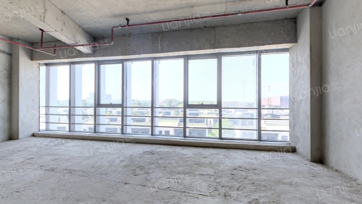 环球100宝龙城二手房实景图