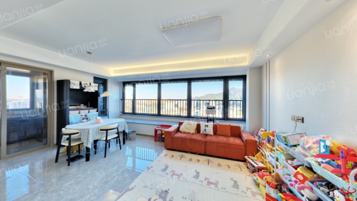 绿城樾鸣春晓园二手房实景图