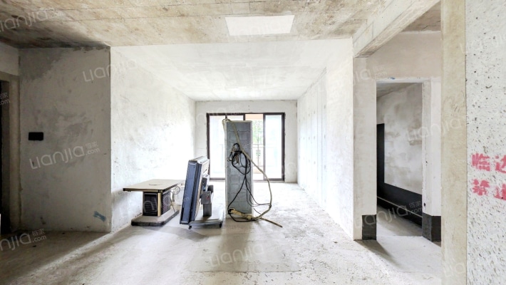 美的国宾府二手房实景图